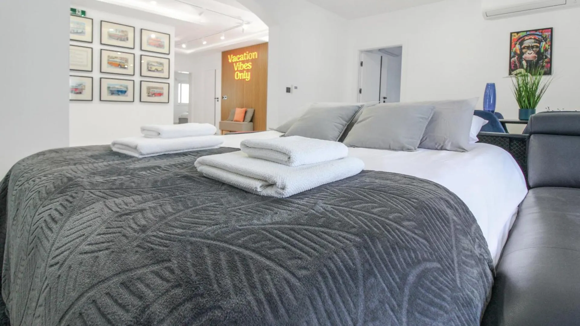 Designer - 60 Seconds To The Beach I Free Parking! Saint Julian's 0*,  Malta